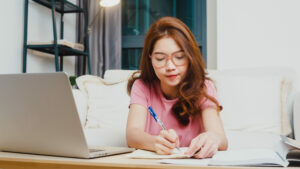 A Guide for International Students in...